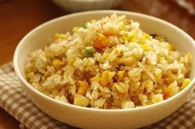 今日头条美食炒饭文案,炒饭界的明星秘籍，让你轻松成为炒饭达人！